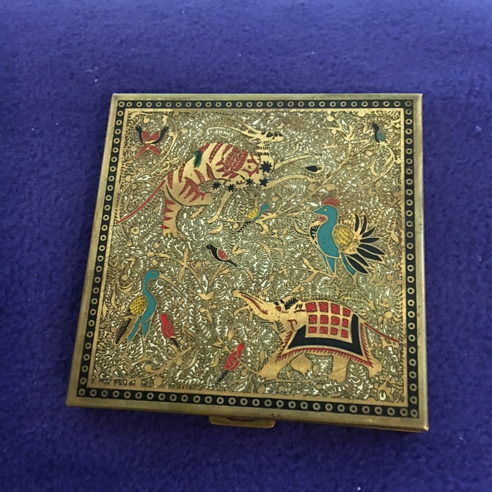 Lovely Enameled Gold Mirrored Compact with Compartment for Powder- small boo bo0